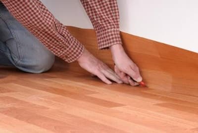 Как укладывать линолеум: правила подготовки и  способы монтажа