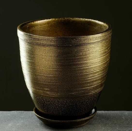 Кашпо с поддонником 2,4 л 17с0.1385/3.1-1 ИЗХК