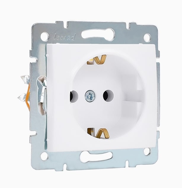 РОЗЕТКА 1-ая белая, c заземлением термопласт, Karina Lizard