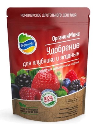 Удобрение для клубники и ягодных ОрганикМикс 200г