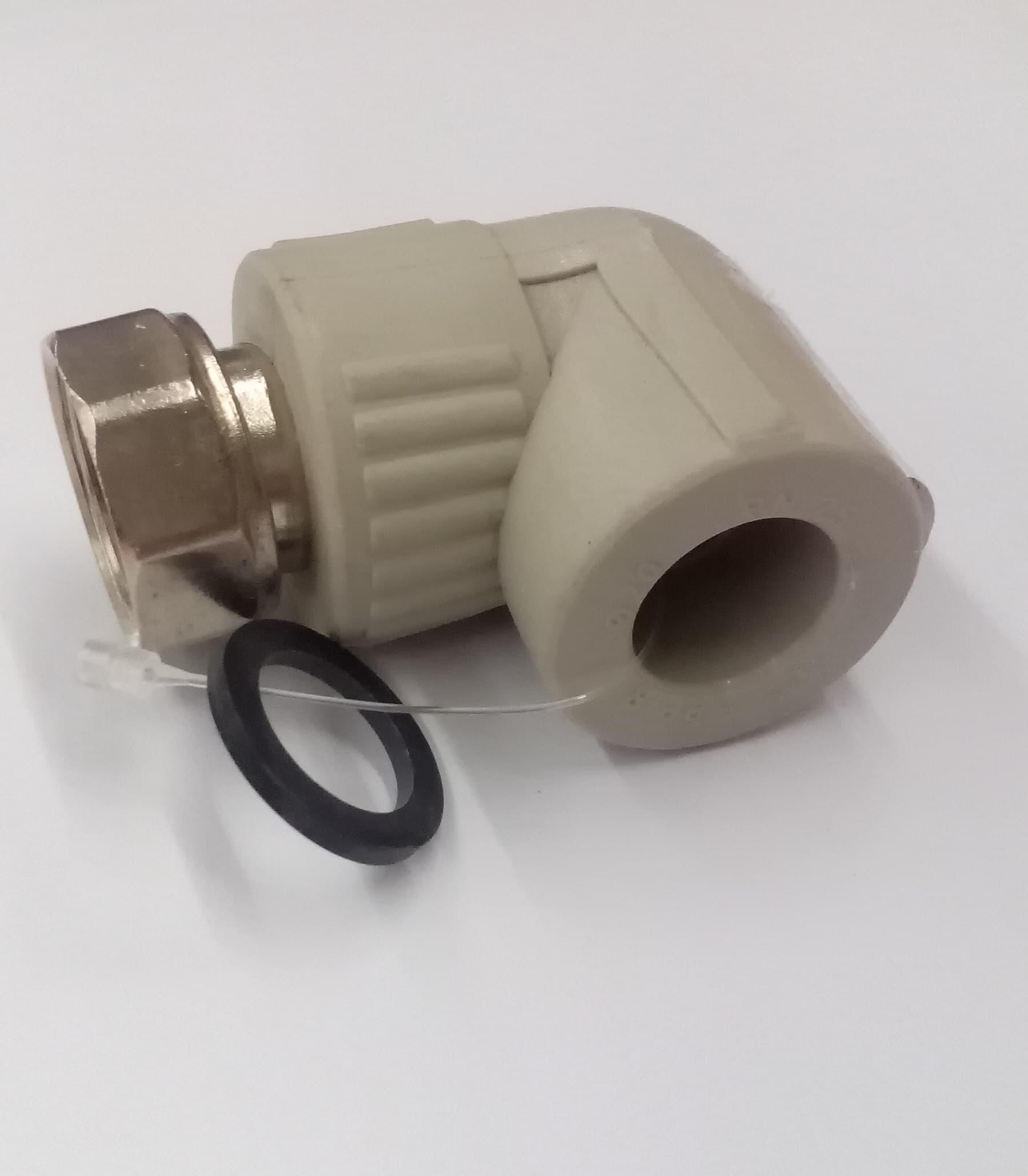 Угол полипропиленовый комб. с накидной гайкой d20x3/4'' (Турция)