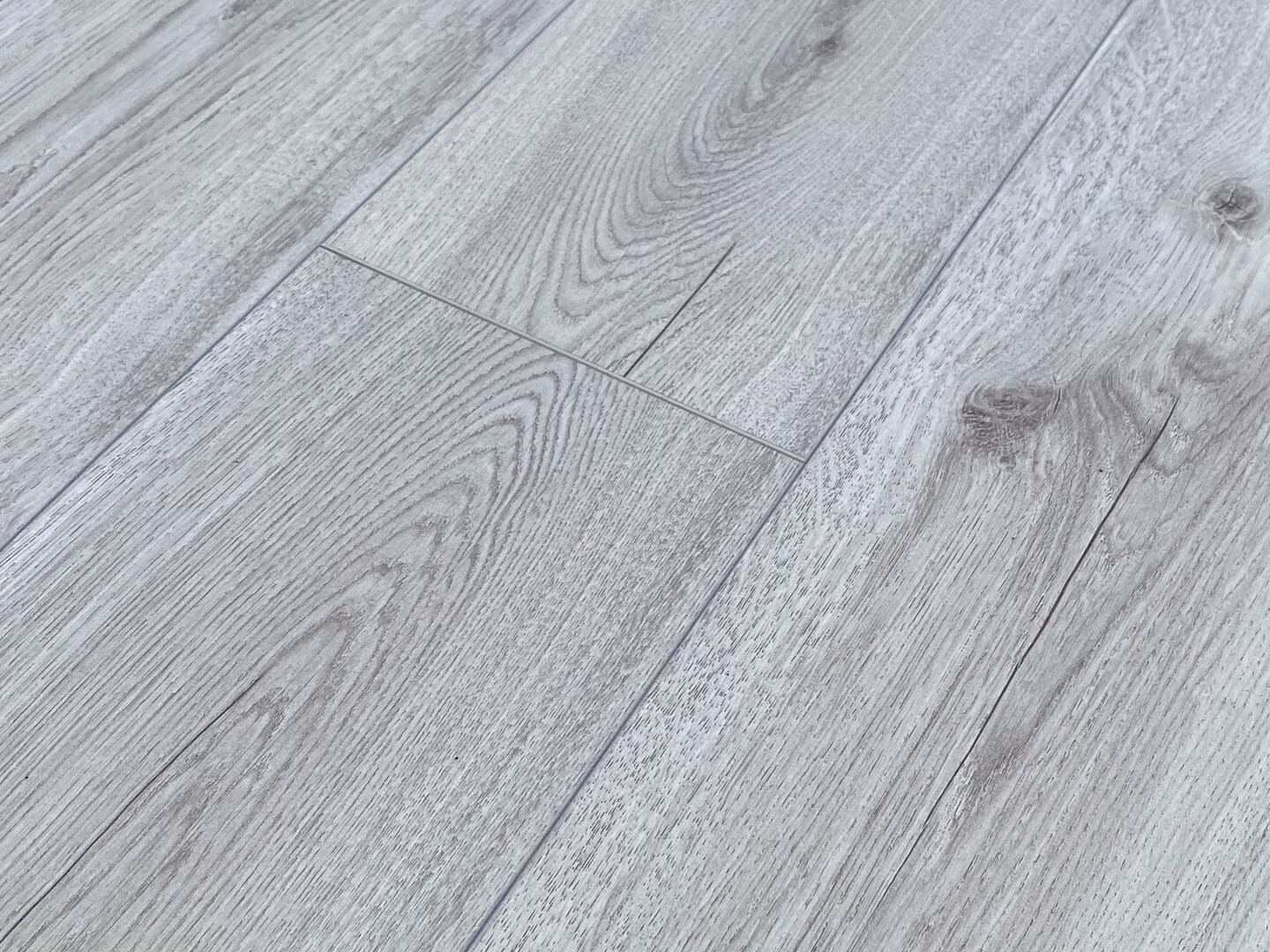 Ламинат Swiss Krono Grotesk 4V Дуб Мариетт 50807, 33 класс 8 мм