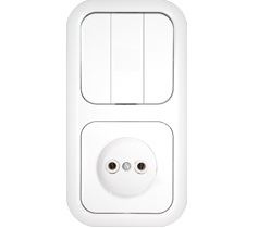 ВЫКЛЮЧАТЕЛЬ 3-клавишный+розетка 1-я, Гармония Люкс, Bylectrica