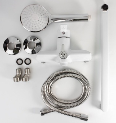 Смеситель для ванны и душа Sorrento white SR 31W ESKO