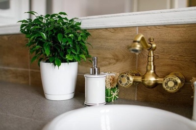 Горшок для цветов пластмассовый 2 л лиловый Фрезия 1 GARDENPLAST