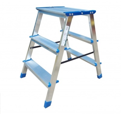 Лестница стремянка двухсторонняя алюминиевая 3 ступени 14203 TARKO