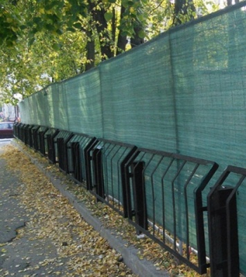 Сетка фасадная 2x50м темно-зеленая 80 г/м2 ХОЗАГРО