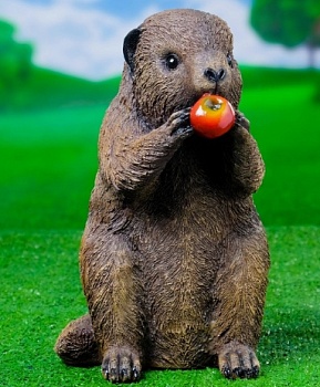 Фигура садовая Бобер с яблоком 17х20х27см