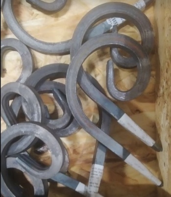 Кованый элемент фигурный 10x80x150 мм (01.320-С)