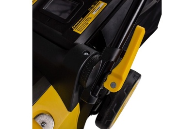 Газонокосилка аккумуляторная CHAMPION EMB400