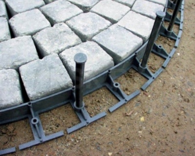 Бордюр ландшафтный садовая SP Б-100.05.08-ПП черный L1000 Стандартпарк