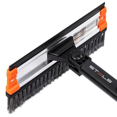 Щетка-сметка для снега со скребком и водосгоном, телескопическая, поворотная голова Stels 55299