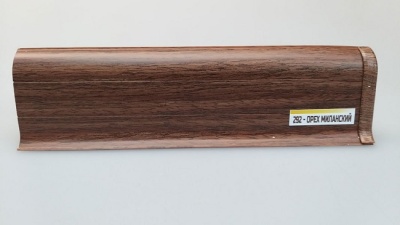 Плинтус "Идеал Комфорт" 292 Орех миланский 2.2 м